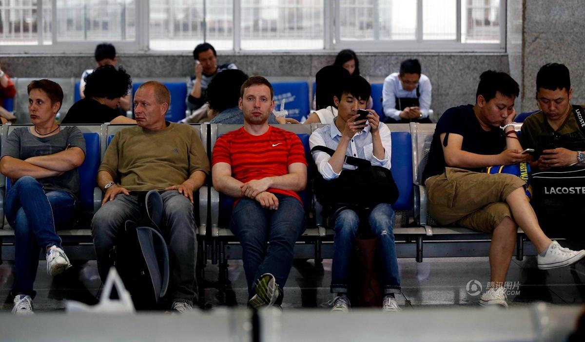 文章内容 >> 老外看中国:中国人68个奇怪习惯 看外国人是怎样说中国